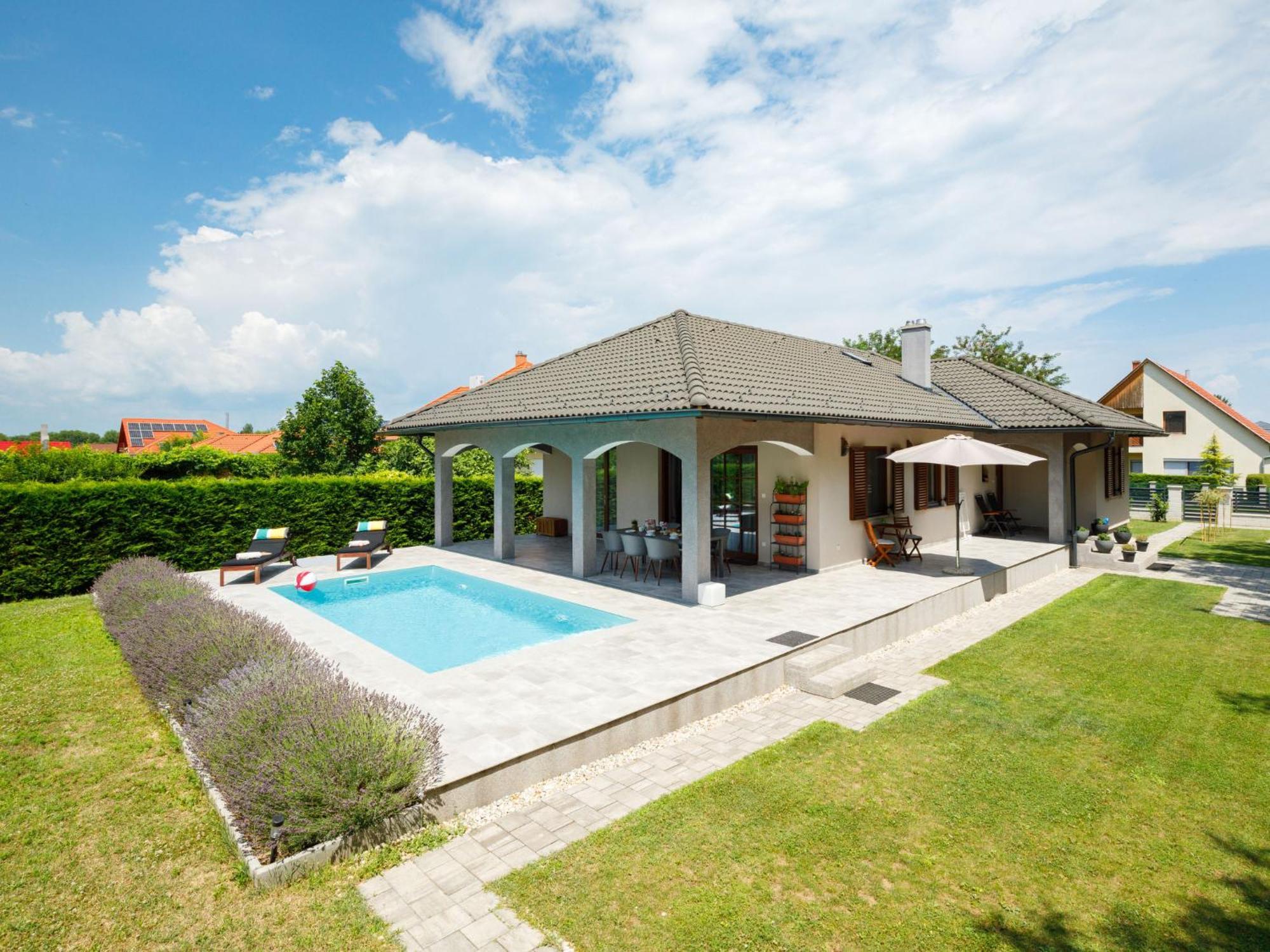 Villa Aschbacher By Interhome Balatonszárszó Zewnętrze zdjęcie